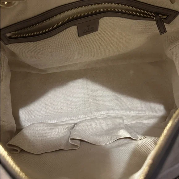 Authentic Gucci Soho Suede Bag - Picture 5 of 9